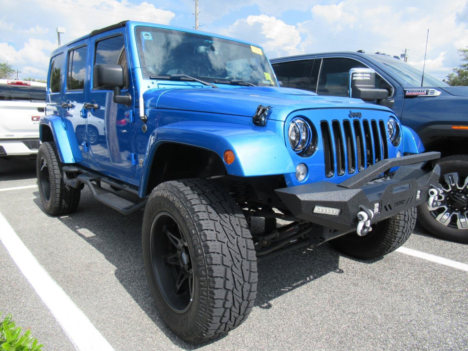 Used 2014 Jeep Wrangler Unlimited Sahara AWD/4WD image 1