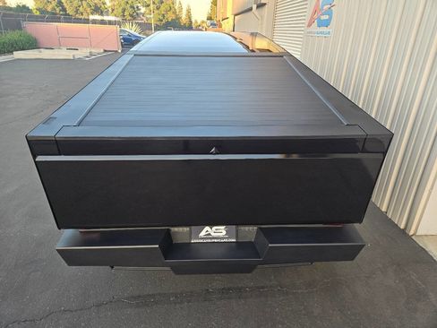 Used 2024 Tesla Cybertruck AWD Crew Cab image 8