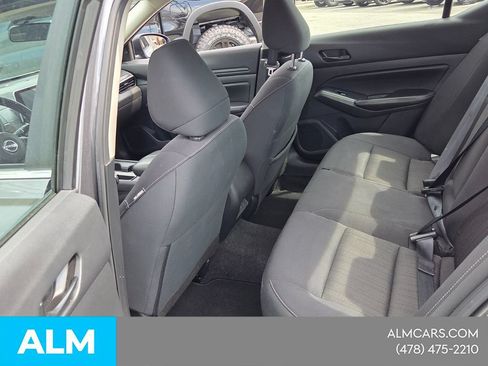 Used 2025 Nissan Altima 2.5 SV FWD image 10