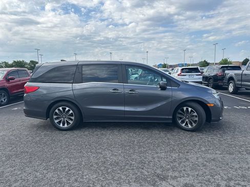 Used 2023 Honda Odyssey EX-L image 13