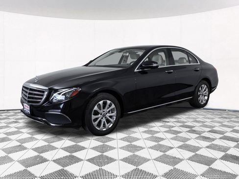 Used 2019 Mercedes-Benz E 300 4MATIC w/ Premium 1 Package image 15