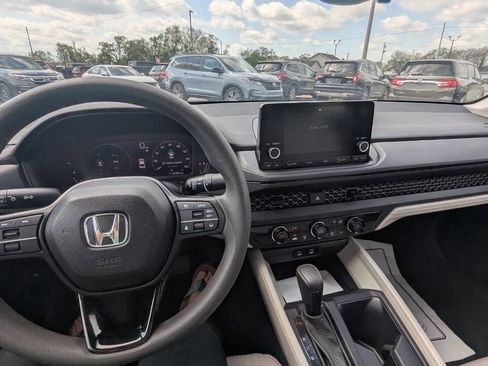 Used 2024 Honda Accord LX image 27