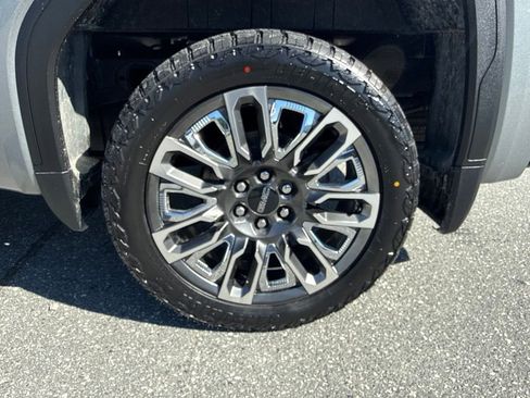 Used 2023 GMC Sierra 1500 Denali Ultimate AWD/4WD image 20
