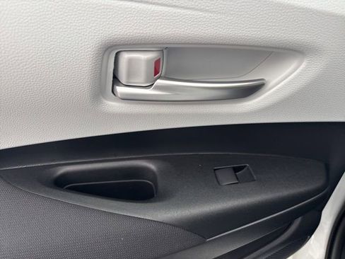New 2026 Toyota Corolla SE image 37