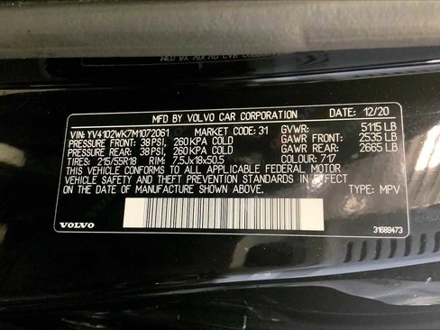 Used 2021 Volvo V60 T5 Cross Country image 31