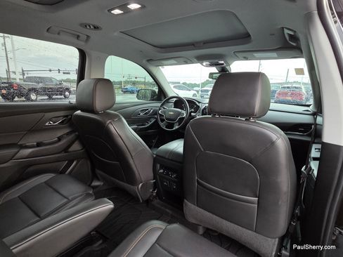 Used 2021 Chevrolet Traverse Premier w/ Redline Edition AWD/4WD image 28