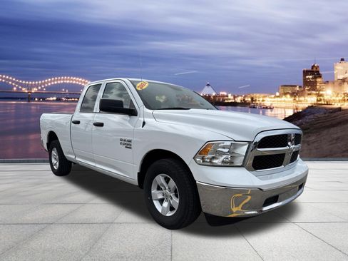 Used 2024 RAM 1500 Classic SLT RWD image 4