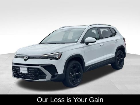 Certified 2025 Volkswagen Taos SEL w/ Black Wheel Plus Package image 2