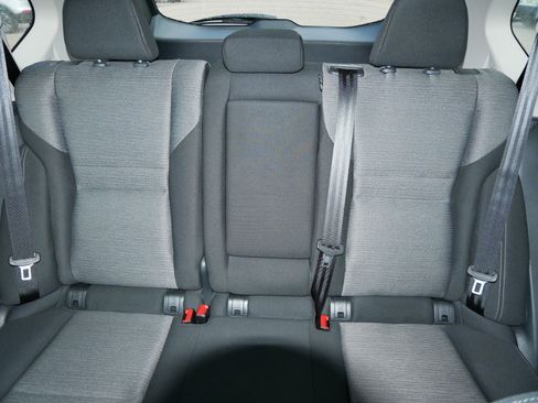 Used 2023 Nissan Rogue SV AWD/4WD image 13
