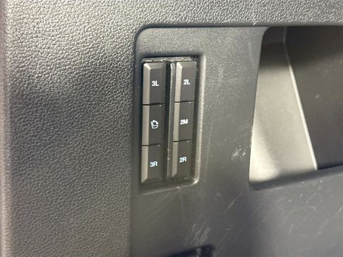 Used 2019 Ford Expedition Max Limited image 45