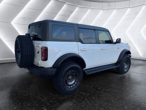 New 2025 Ford Bronco Outer Banks w/ Sasquatch Package image 5