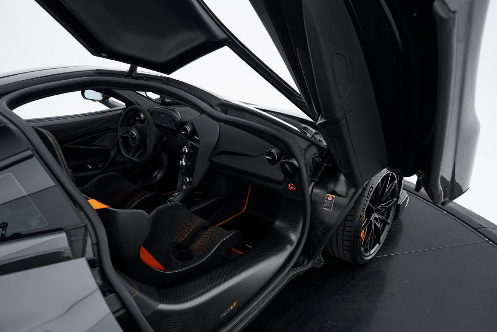 Used 2021 McLaren 765LT RWD image 55