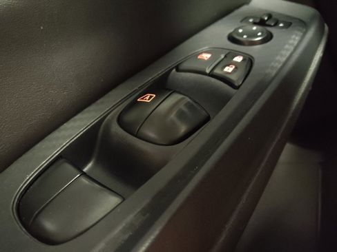 Used 2023 Nissan Sentra SV FWD image 27