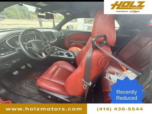 Used 2018 Dodge Challenger R/T Plus RWD image 19