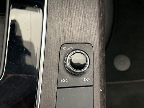 Used 2023 Audi Q5 2.0T Premium w/ Convenience Package image 28