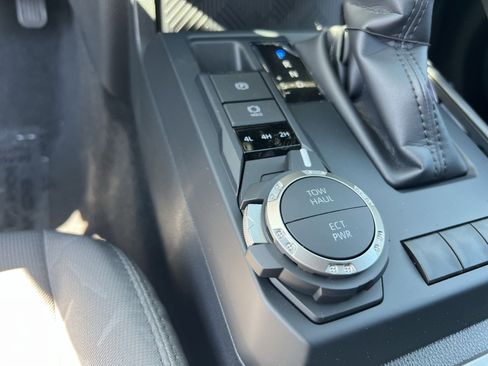New 2026 Toyota Tacoma SR5 AWD/4WD image 23