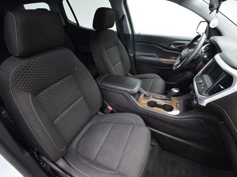 Used 2019 GMC Acadia SLE w/ LPO, Floor Liner Package image 17