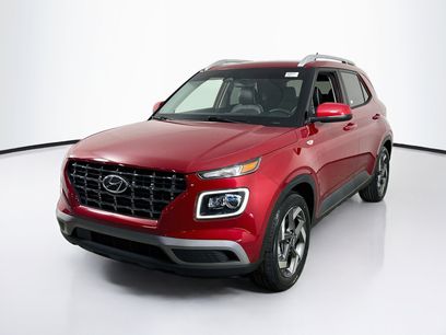 Used 2023 Hyundai Venue Limited w/ Cargo Package