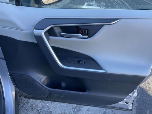 Used 2024 Toyota RAV4 Limited image 46