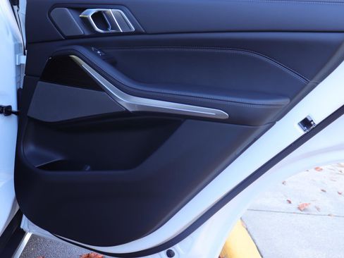 New 2026 BMW X5 xDrive40i w/ Premium Package image 20