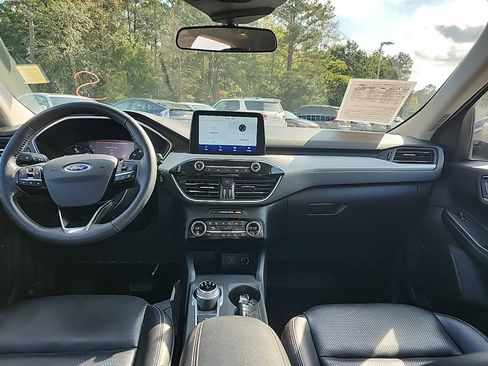 Used 2021 Ford Escape SEL image 3