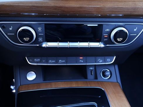 Used 2023 Audi Q5 2.0T Premium Plus w/ Premium Plus Package image 24