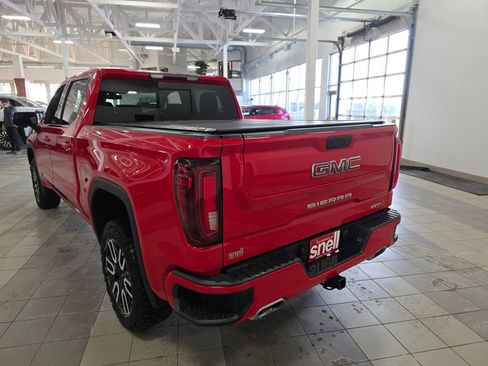 Used 2021 GMC Sierra 1500 AT4 w/ AT4 Preferred Package image 3