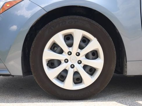 Used 2025 Toyota Corolla LE FWD image 8