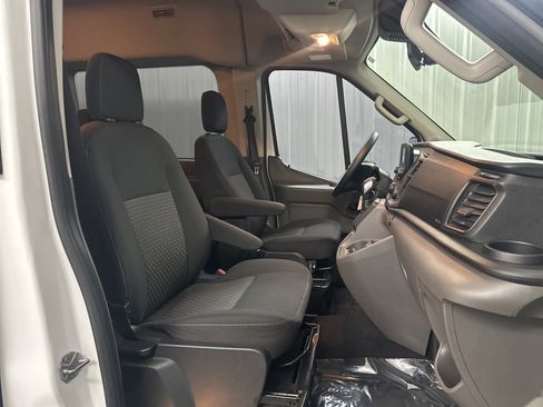 Used 2020 Ford Transit 350 XLT image 31