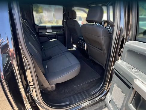 Used 2015 Ford F150 XLT w/ Equipment Group 302A Luxury AWD/4WD image 17