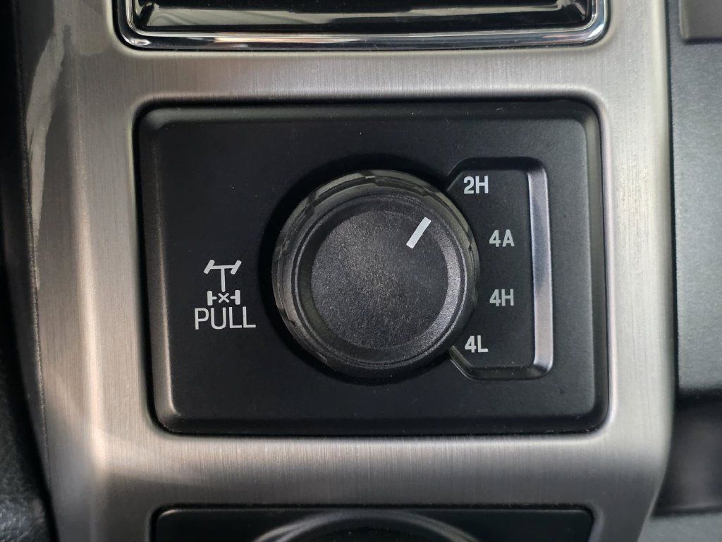 Used 2020 Ford F150 Platinum w/ Equipment Group 701A Luxury AWD/4WD image 22