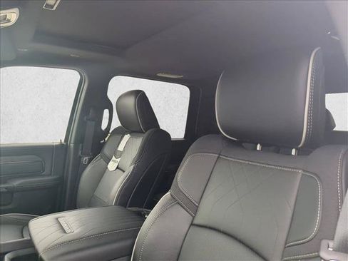 New 2026 RAM 2500 Limited AWD/4WD image 4