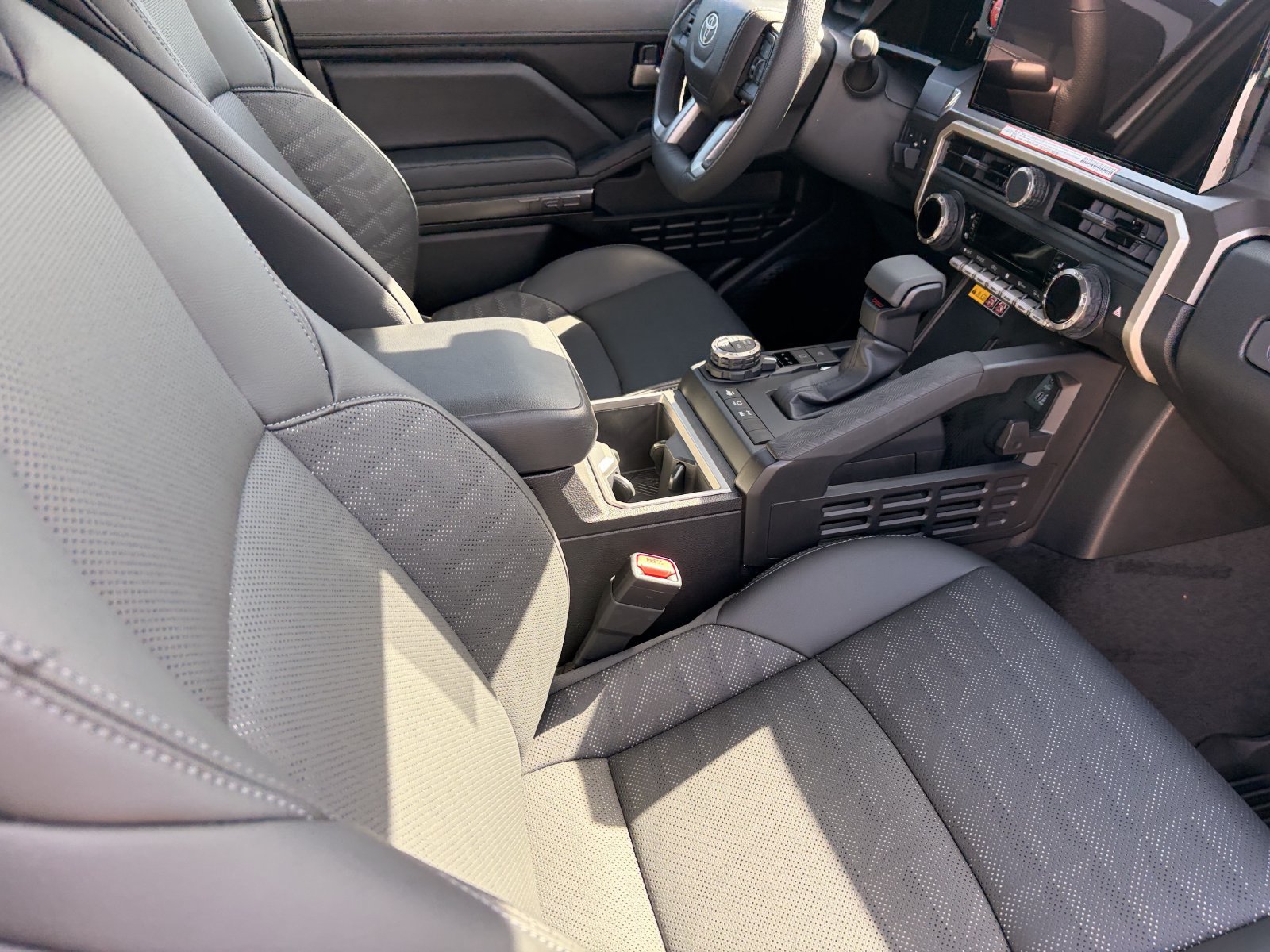 Used 2026 Toyota Tacoma TRD Off-Road w/ TRD Off Road Premium Package AWD/4WD image 13