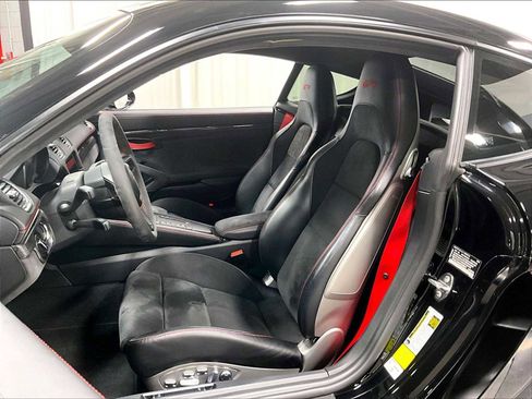 Used 2021 Porsche 718 Cayman GT4 image 8