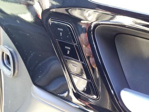 Used 2025 Acura MDX w/ Technology Package image 6