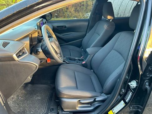 Used 2024 Toyota Corolla LE image 14