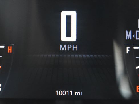 Used 2023 Dodge Challenger GT w/ Plus Package image 31