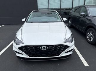 Used 2022 Hyundai Sonata SEL w/ Convenience Package FWD video 2