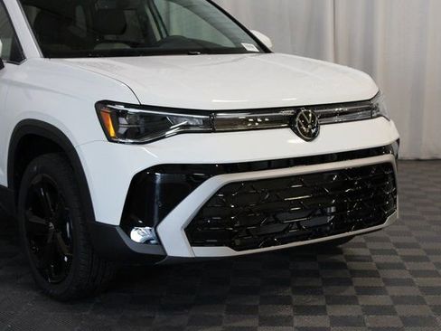 New 2025 Volkswagen Taos SEL AWD/4WD image 32