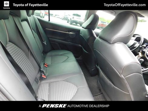 Used 2024 Toyota Camry SE image 5