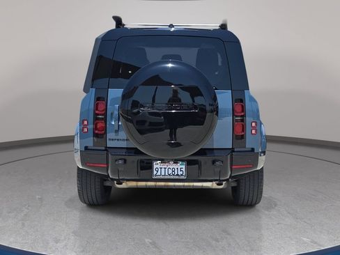 Certified 2025 Land Rover Defender 90 X-Dynamic SE AWD/4WD image 6