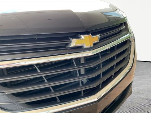Used 2018 Chevrolet Equinox LT FWD image 30