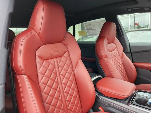New 2026 Audi SQ8 Premium Plus AWD/4WD image 18