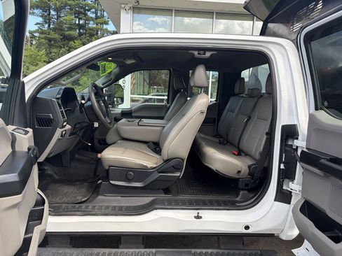 Used 2020 Ford F350 XL w/ Power Equipment Group AWD/4WD image 17