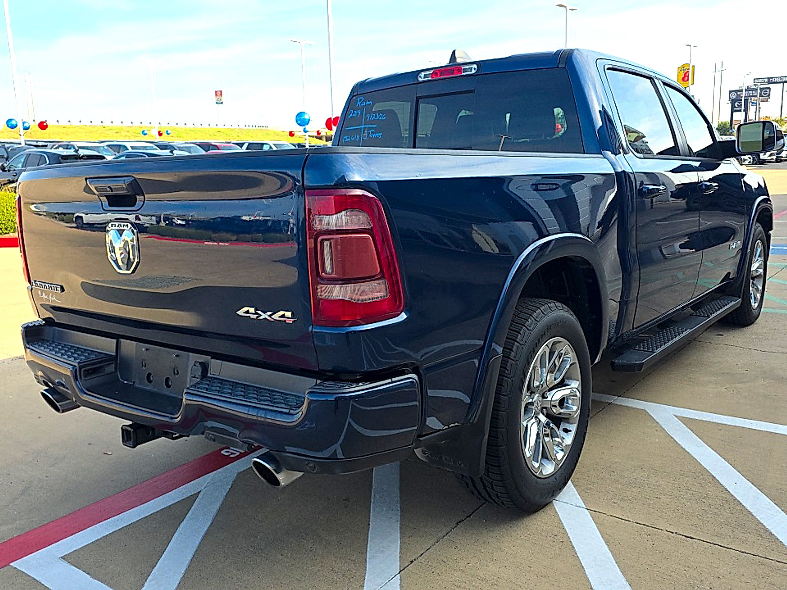 Used 2019 RAM 1500 Laramie w/ Sport Appearance Package AWD/4WD image 3