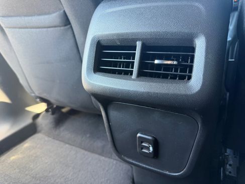 Used 2020 GMC Terrain SLE w/ Driver Convenience Package image 33