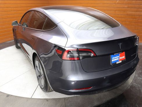 Used 2023 Tesla Model 3 Standard Range image 11