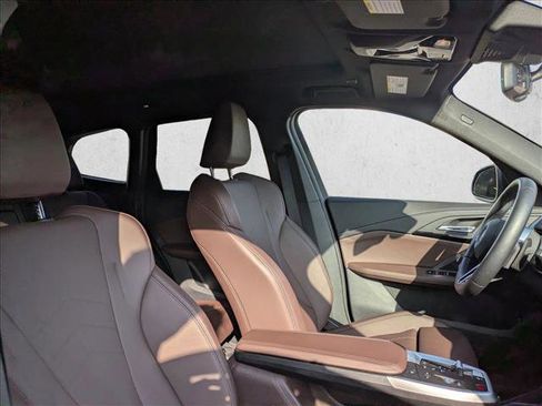 Used 2025 BMW X1 xDrive28i image 30