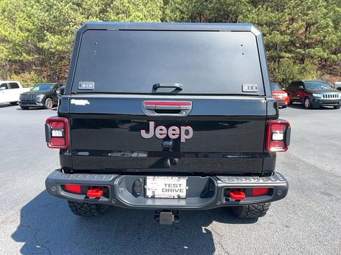 Used 2025 Jeep Gladiator Rubicon image 6