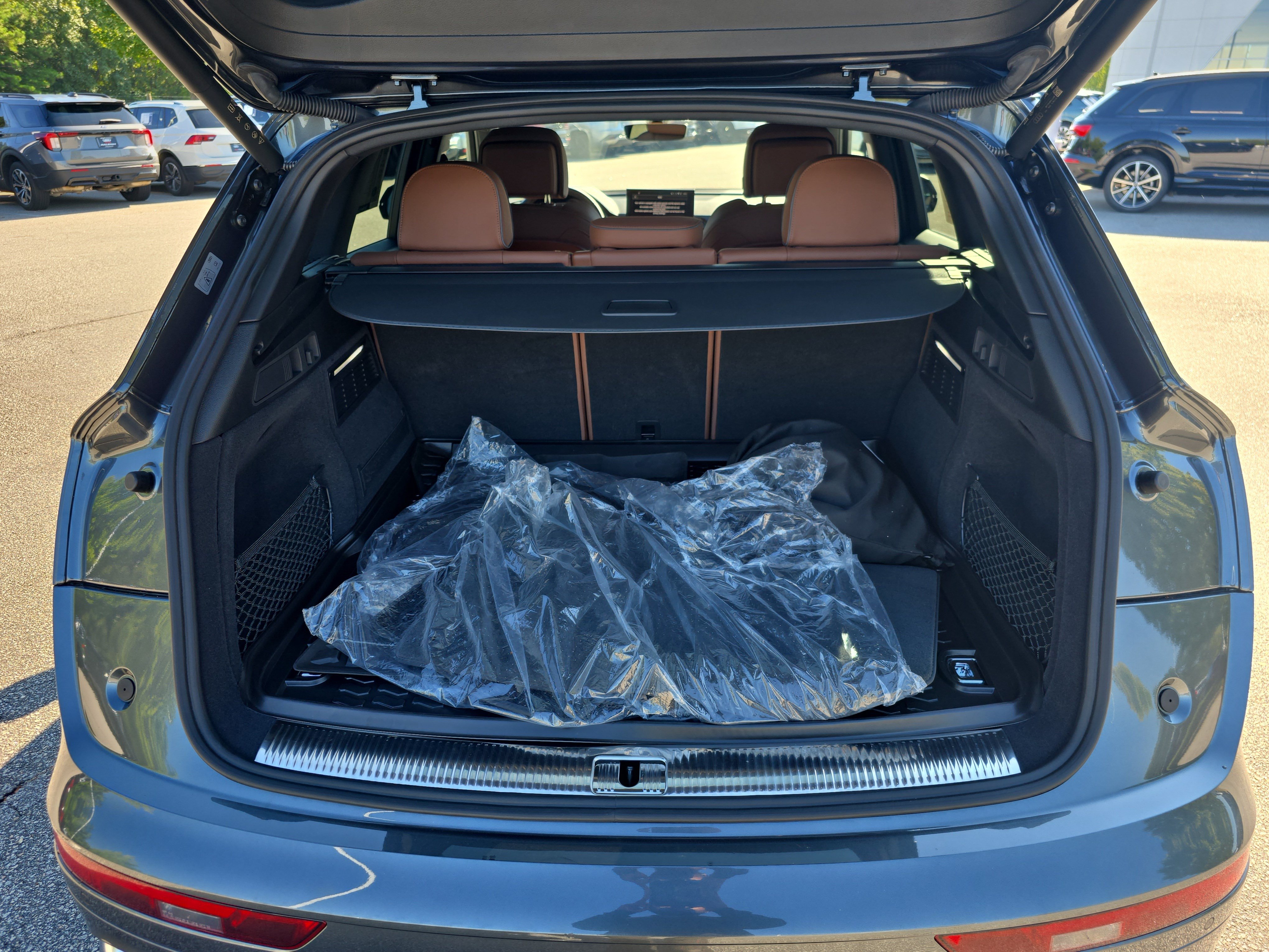 Used 2023 Audi Q5 e Premium AWD/4WD image 12